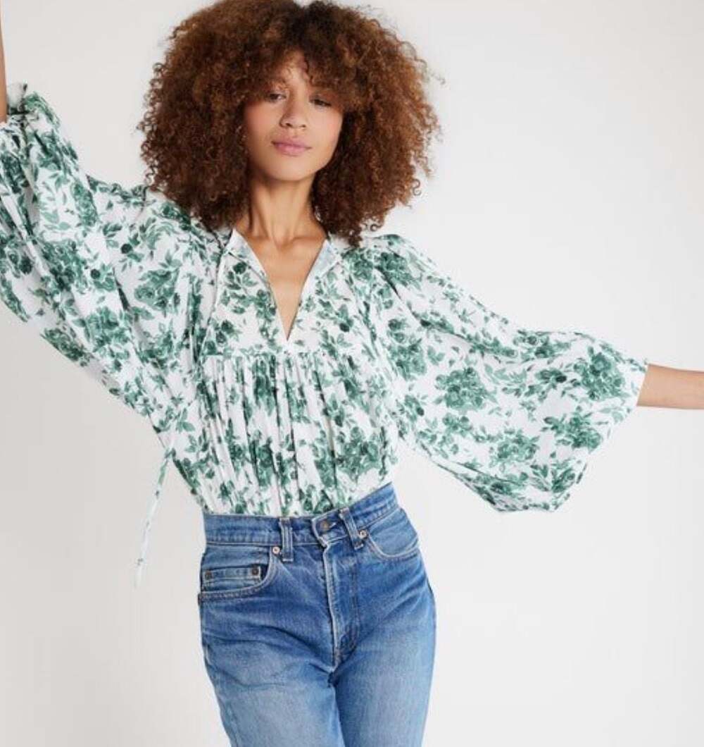 Mille Green Floral Long Sleeve V-Neck Blouse